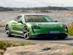 Porsche Taycan — free online game