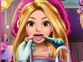 Blonde Princess Real Dentist  — free online game