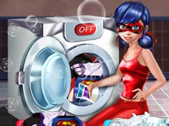 Lady Bug Washing Costumes — bezmaksas tiešsaistes spēle