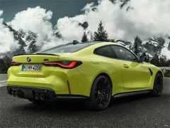 BMW M4 Coupe Puzzle — free online game