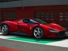 Ferrari Daytona SP3 Slide — free online game