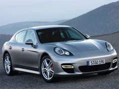 Игра Porsche Panamera Slide онлайн