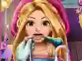 Blonde Princess Real Dentist  — free online game