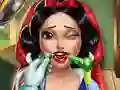 Snow White Real Dentist — free online game