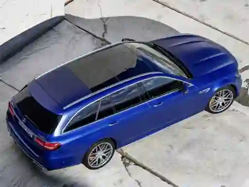 Mercedes Benz E63 Amg Estate Slide — jogo online grátis
